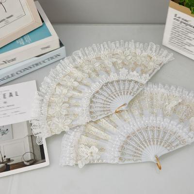 White Lolita Lace Hand Fan Handheld Plastic Handle Lace Folding Fan Retro Court Style with Pearl Bride Hand Fan Party