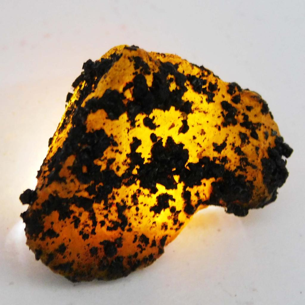Zaffiro Giallo Naturale 83,05 ct Grezzo Certificato Gema Sfusa