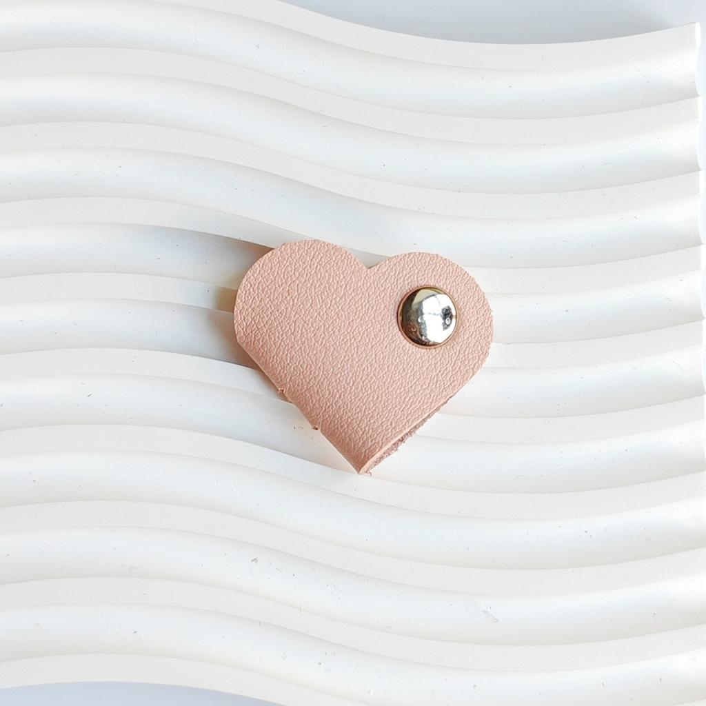 10 Stück Herzförmige PU-Leder Kabelbinder - Mehrfarbiger Kopfhörer-Organizer, Batterielose Kabelklemmen, Unisex Fixierset