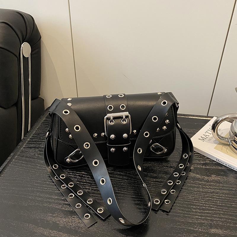 Fashion Rivet Handbag 2026 Chic Motorcycle Single Shoulder Bag Small Design Casual Minimalist Crossbody Square Bag KTB