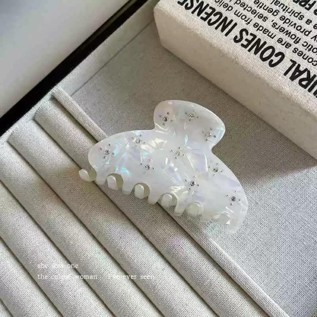 Autumn/Winter Starry Sky Rhinestone Acetate Hair Clip - Medium Size Claw for Elegant Half-Up or Bun Styles