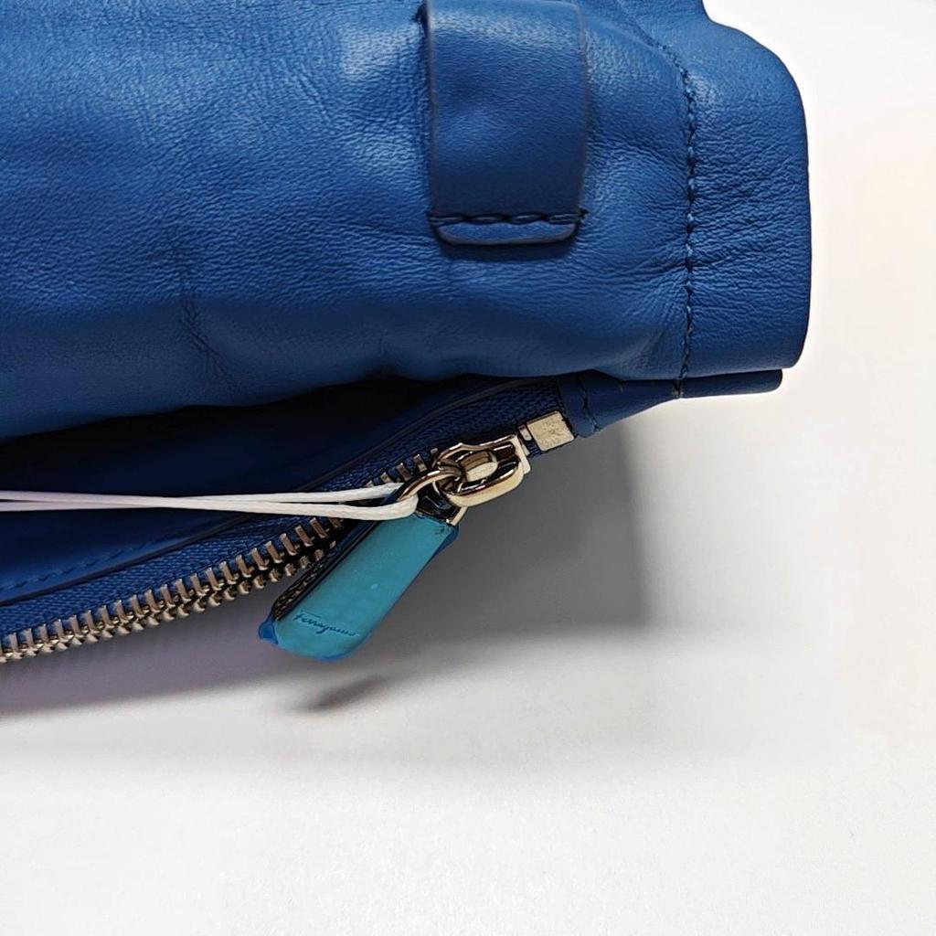 [Pre-Owned] Viva Bow Pillow Bag - Excellent #1DLXYL6