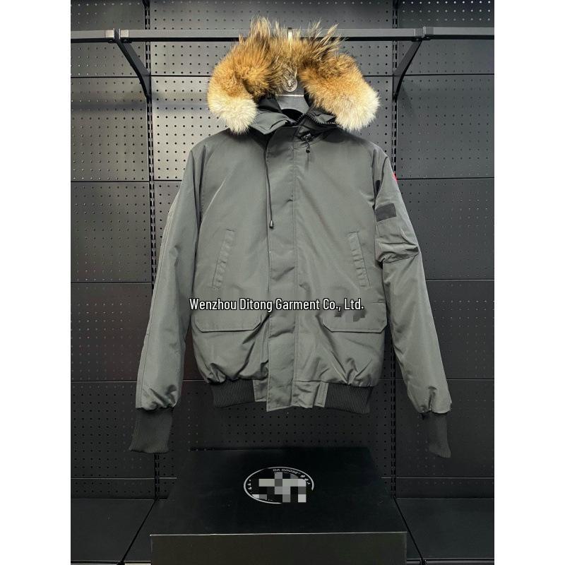 Canada Goose Kurze Bomberjacke - Winter Daunen-Oberbekleidung für Damen & Herren, Pelzkragen, Dick & Warm.