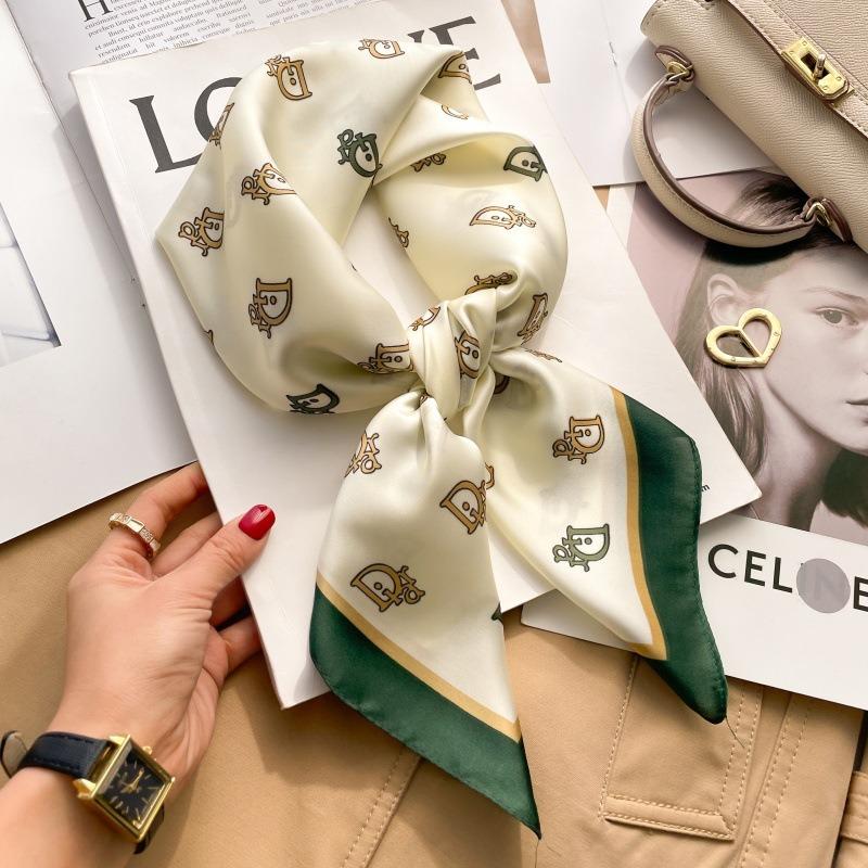 Zhang Ruonan silk scarf women's spring and summer new fashion retro accessories scarf neck high-end small square scarf