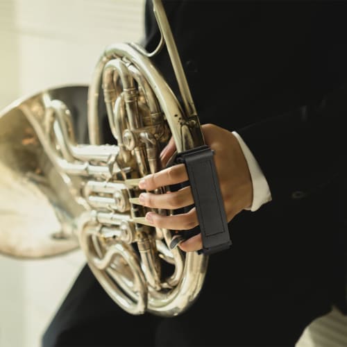 DECHOUS French Horn Protector, French Horn Hand Rest, PU Horn Protection Pad, French Horn Protector, Hand Grip, French Horn Guard, Universal Strap, Co