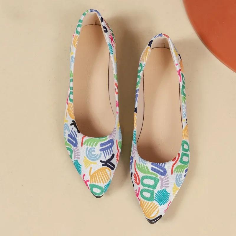 Boty Dámské 2024 nadměrná velikost Slip on Dámské ploché boty Žhavý výprodej Denní ploché dámské Potisk Špičatá špička Boty s mělkou měkkou spodní částí