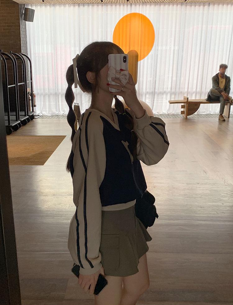 2025 Women's Color-Block V-Neck Sweatshirt: Spring/Autumn Fashion Long-Sleeve Pullover