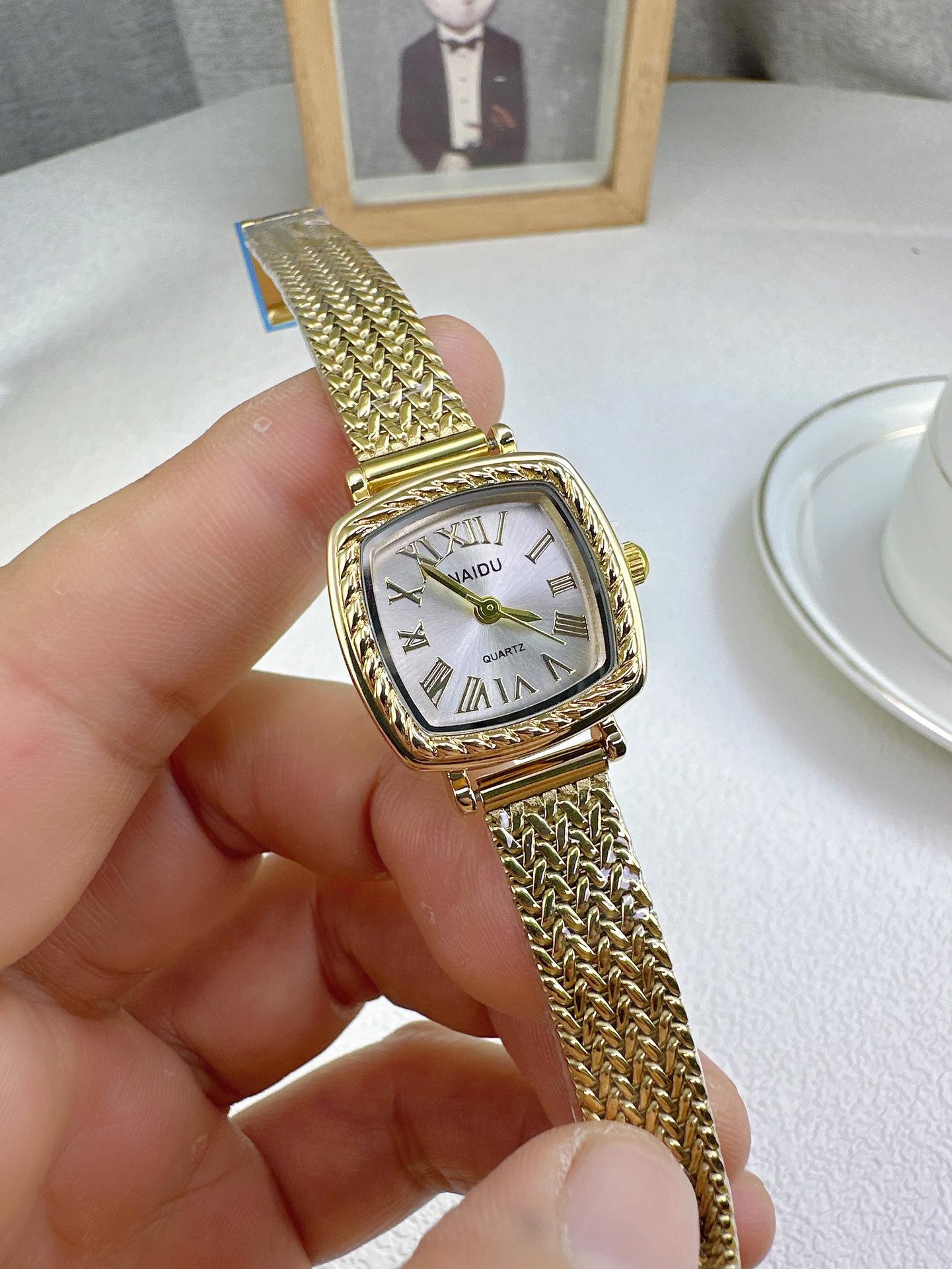 

Известный бренд Женские часы Мода Роскошь Подарок Женские Золотые Кварцевые часы Ремешок из нержавеющей стали Наручные часы Relojes Para Mujer