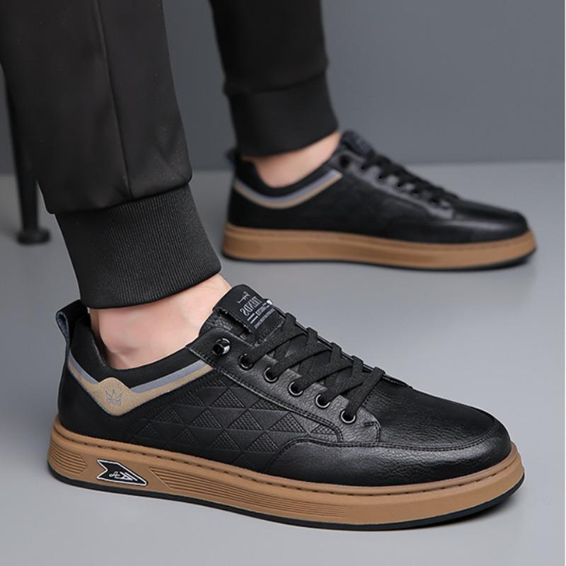 Mode Frühling Herbst Plateau Leder Board Schuhe für Herren Designer Weichsohlen Freizeitsneaker Herren Mode Leichte Sportschuhe Zapatos Hombre