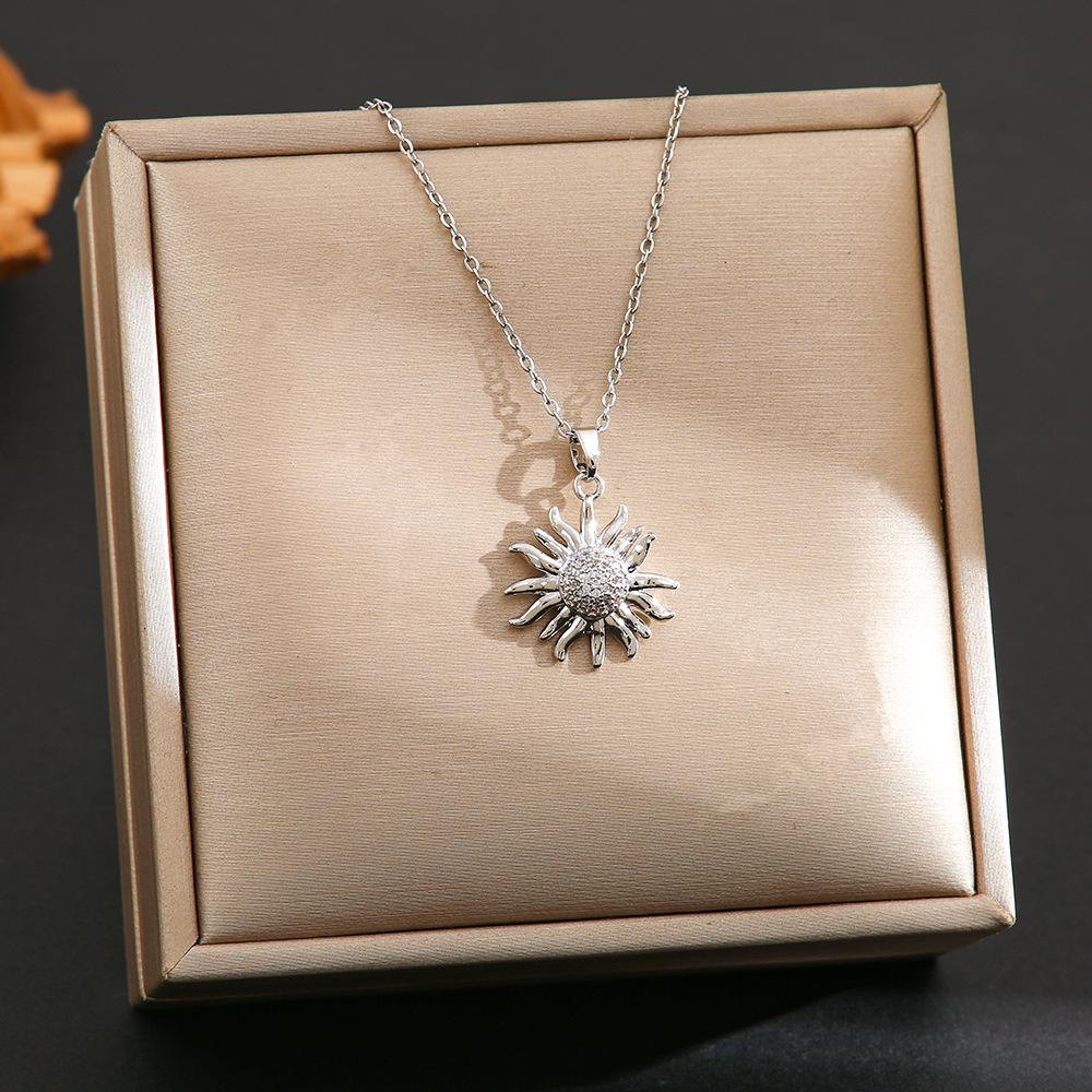 Women's Silver Titanium Steel Necklace with Micro-Inlaid Zircon - Elegant, Durable Clavicle Chain Jewelry