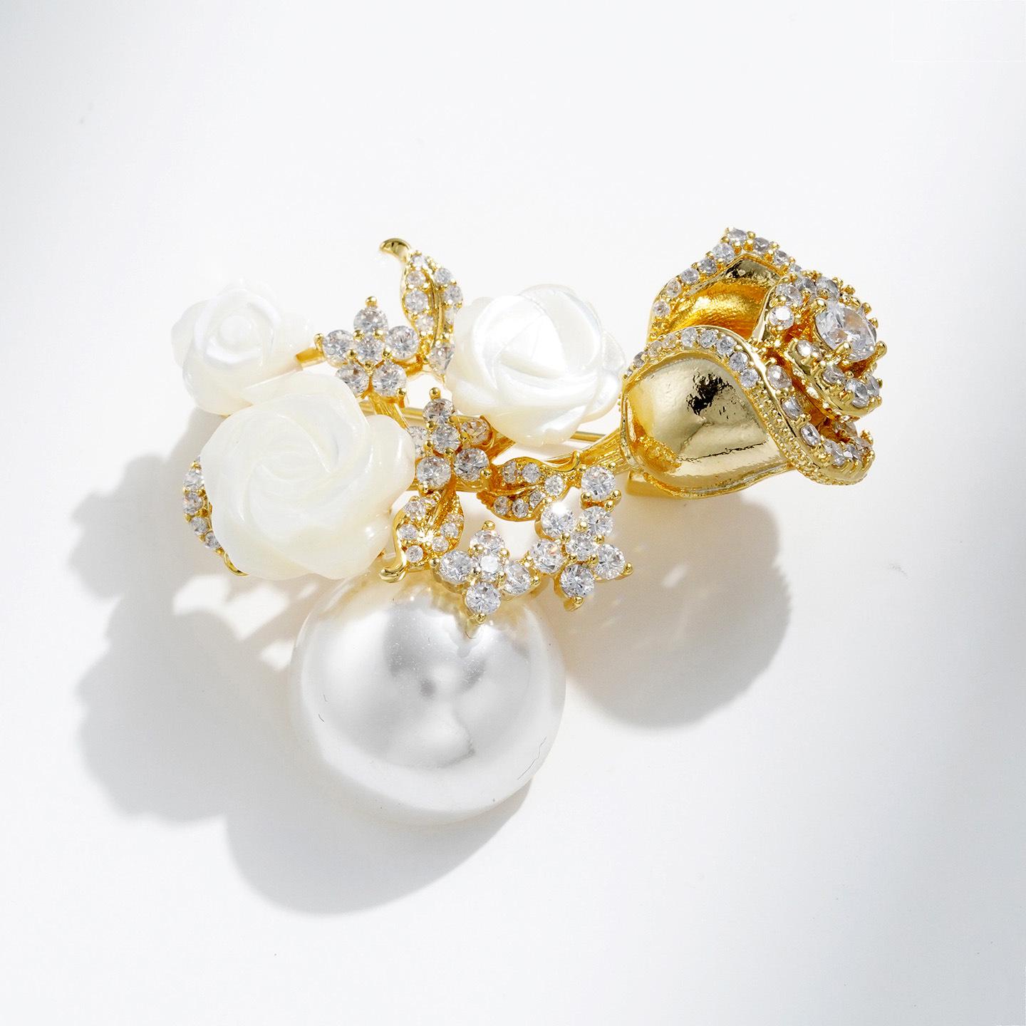Bo Xin Yun Light Luxury Floral Brooch: Elegant and Versatile Women s Accessory