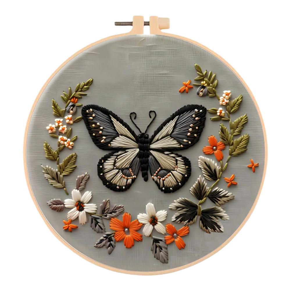 Cute Animal Handmade Embroidery Kit with Pattern Cotton Threads Needles Hoop Handmade Sewing Art Craft Kit for Mom Grandma