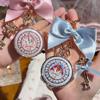 Flower Knows Bunny Garden Collection Lippenbalsam Vintage Taschenuhr Stil Tragbarer Taschenanhänger Feuchtigkeitsspendende Lippenpflege Make-up