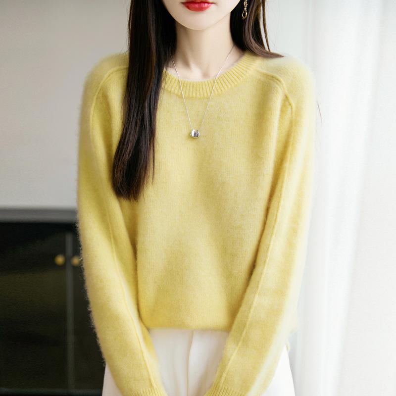 2025 Autumn/Winter Women's Round Neck Wool Knit Sweater, Loose Fit, Long Sleeve, Versatile Fashion Top