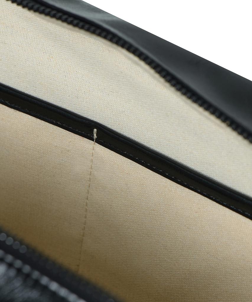 Euggen Flap Pocket Baguette Bag_Black