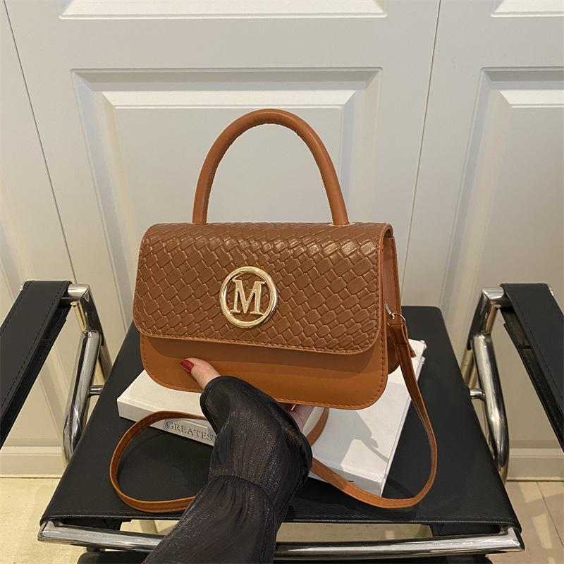 

Популярная маленькая сумка женская весна новая мода ретро сумка-мессенджер универсальная сумочка женская коричневый