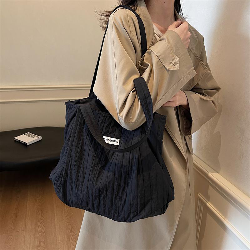 Shoulder Bag Women's Large Capacity Pleated Solid Color Tote Bag