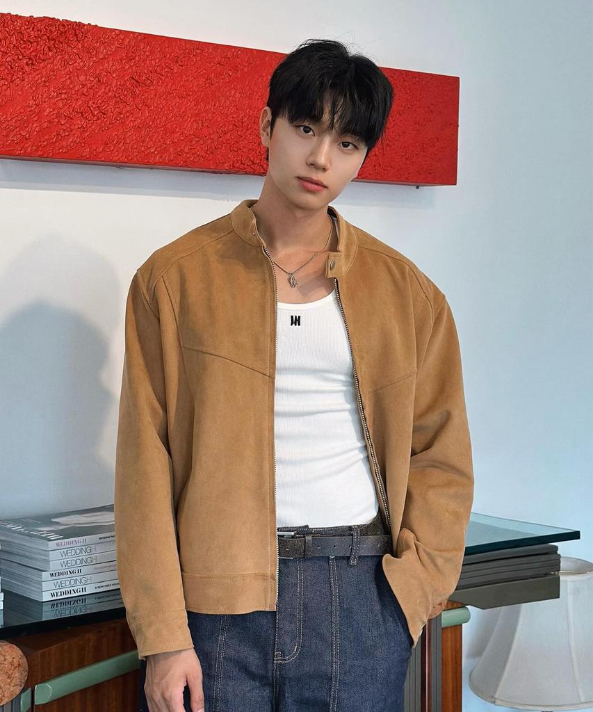 Sperone Mandarin Collar Curved Suede Blouson (Camel)