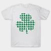 Men Black Print T-shirt Pattern Of Green Shamrocks In Single Shamrock No-Cut Transfer Paper Print Cotton Tshirt