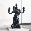 Mittelalterlicher Stil, fünfköpfiger Gorilla, Kerzenständer, Tierornamente, Kunstdekorationen und Schmuck