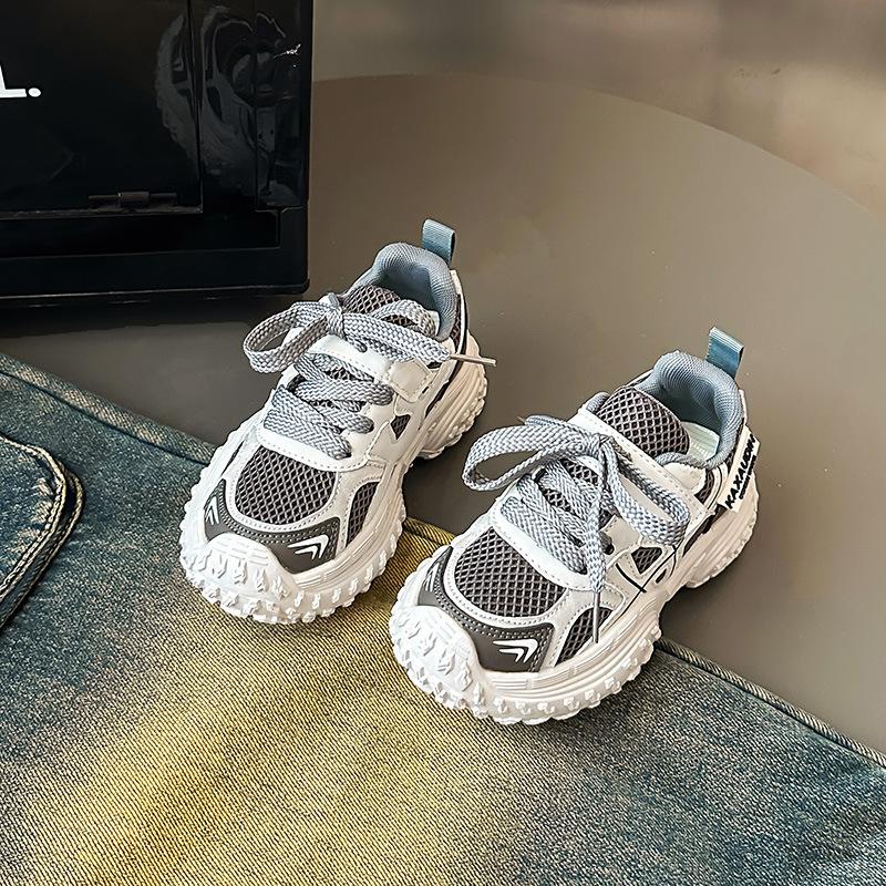 2026New autumn color-blocked sports shoes for girls, mesh running shoes for children, casual shoes for boys