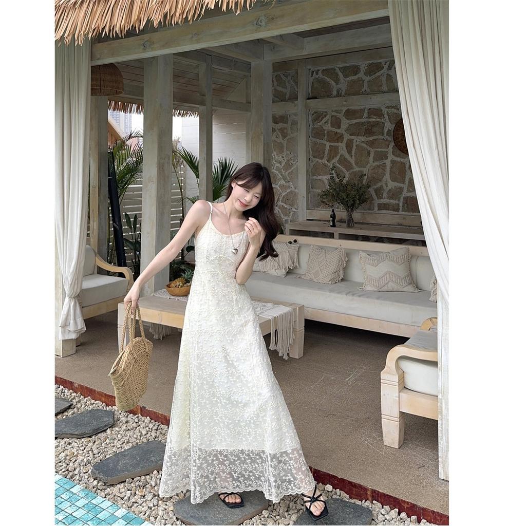 2026 embroidery suspender dress pure desire style women's summer temperament fashion waist thin chic long skirt women's tide