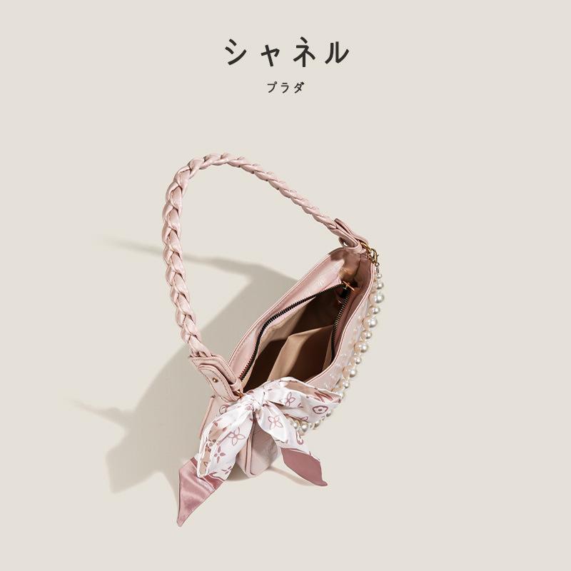 Women's Bag Niche Ins Style Fashion Versatile Laser Powder Underarm Bag Color Bag Women's 2025 New Shoulder Messenger Bag