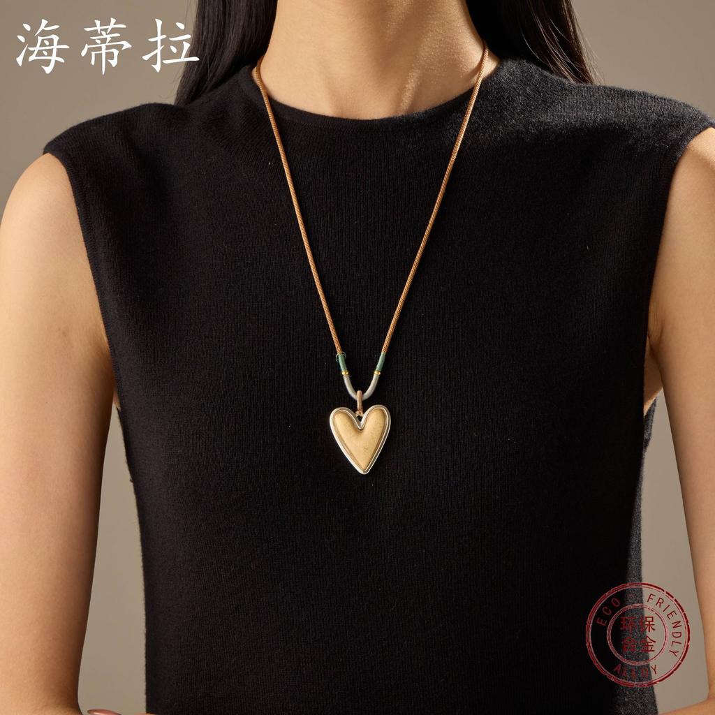 New Gold Brushed Love Braided Rope Long Pendant Fashionable and Simple Women's Versatile Heart-shaped Long Necklace