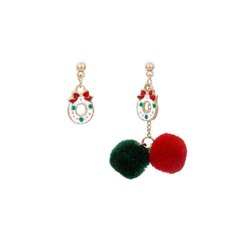 Ins Asymmetric Cute Hairball Christmas Earrings, European and American New Accessories, Less Heart Earrings Earrings
