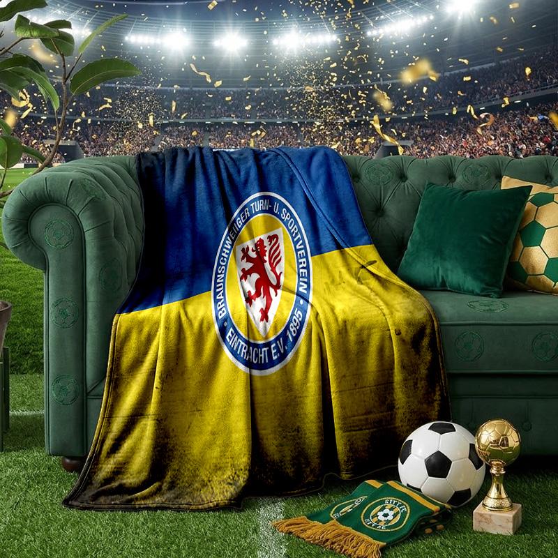 Braunschweig Fc Crest Design Throws Blanket Flannel Blankets Plush for Couch Bed Gifts for Men Women Travel Picnic Blanket Christmas Fan Gifts