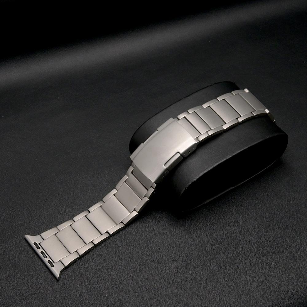 Titanium Band for Apple Watch Ultra 3 2 49mm Series 11 10 46mm Correa Luxury Strap for Iwatch 9 8 7 6 5 4 Se3 45mm 44mm Bracelet