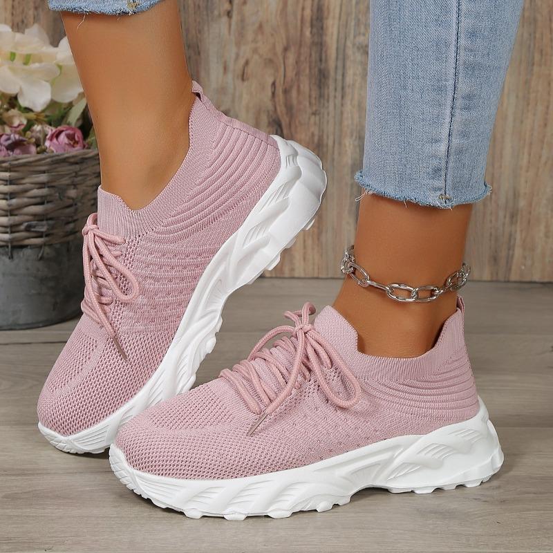 Frühling und Sommer neue Fliegenstrick-Mesh bequeme Freizeitschuhe Modetrend Sportschuhe Low-Top atmungsaktiv dicksohlige Laufschuhe