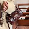 Autumn and Winter Popular Retro Niche High-end Oil Wax Leather Portable Small Bag Women's Versatile Fashion Commuter Messenger Bag