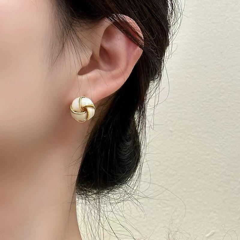 Французские эмалевые серьги-капли масла, корейские японские пусеты Baodamine, винтажный уникальный дизайн, сенсационное украшение для ушей белый