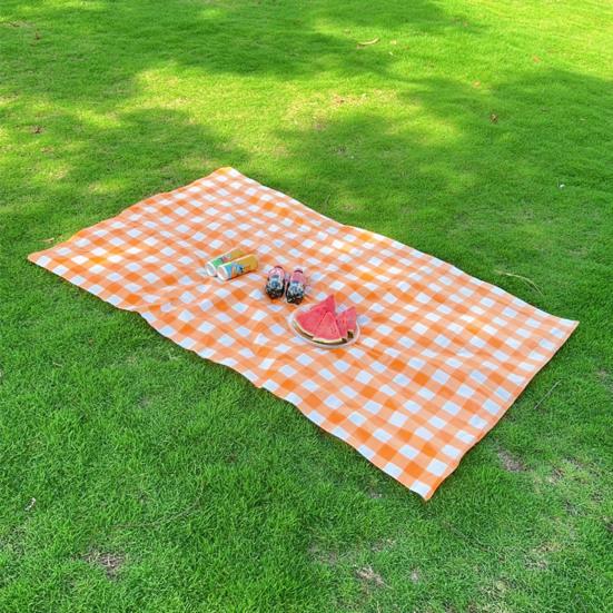 Plaid Disposable Tablecloth Waterproof Checkered Table Cover Outdoor Tablecloth for Picnic Camping Barbecue