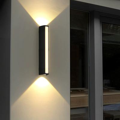 Luminária de parede externa, luminária de varanda, luminária de pátio à prova d'água, luminária de parede LED de 10 W em ambos os lados da porta, luz para cima e para baixo