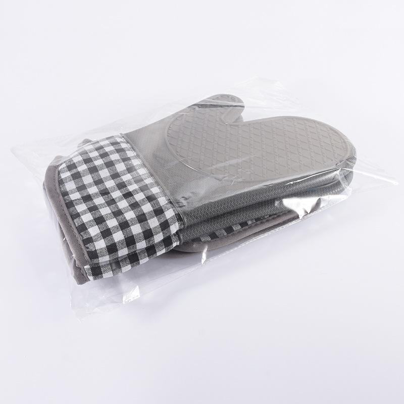 Plaid Silicone Oven Gloves - Cotton-Padded, Heat-Resistant, Anti-Scald, Multifunctional.