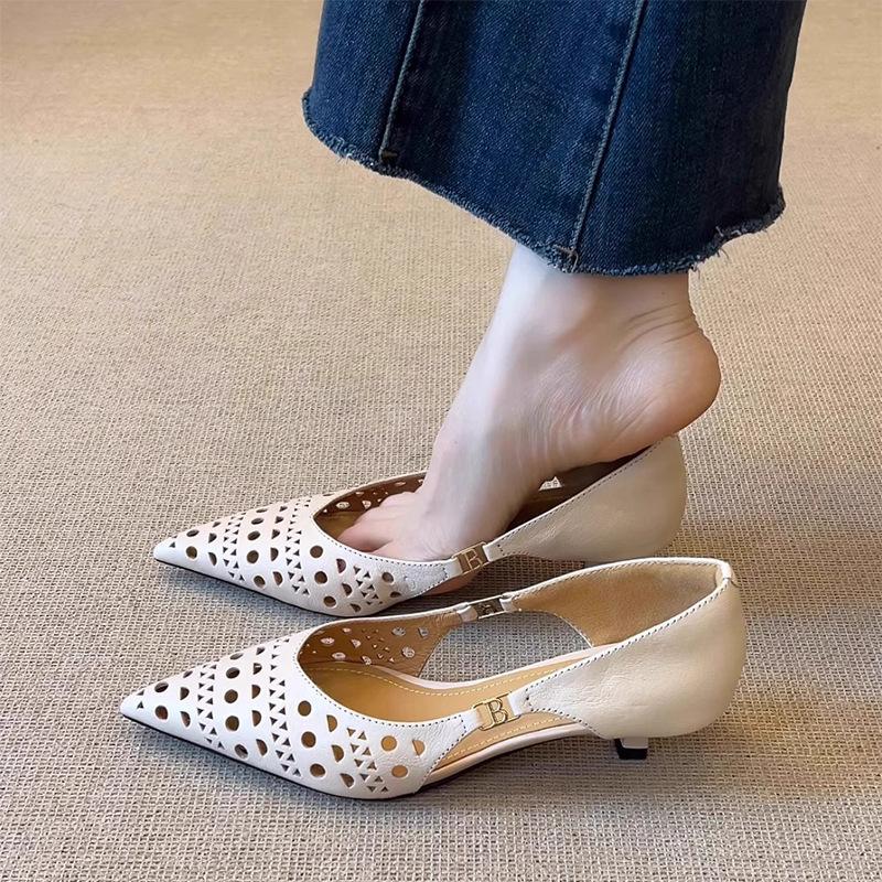 

Pointed temperament breathable sandals women s hole 2025 new beautiful hollow shallow mouth French thin heel bag head single shoes women 35
