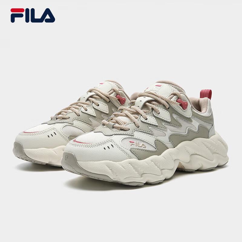 FILA Women's Ray Tracer 2 Chunky Casual Sneakers