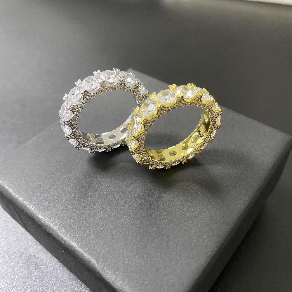 

Popular Hip Hop Ring: 18k Gold Plated with AAA Zircon Stones for Men & Women Size 9 золотий
