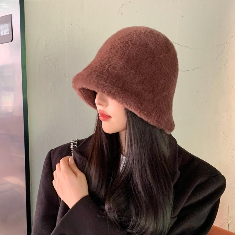 Polyester Winter Fleece Bucket Hat With Windproof And Warmth For Women