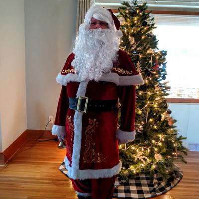 Yousheng Santa Claus Costume Set Velvet Adult Suit Traditional Red Velvet Santa Ensemble Complete Accessories Performances Clothes