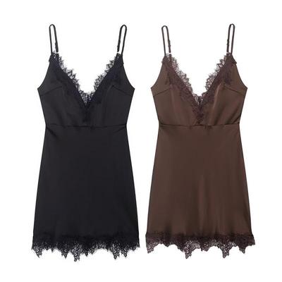 Winter 2025 Niche Women's Lace Slimming Camisole Dress.