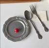 Creative French retro metal plate with high-end floral patterns, Western dessert plate gift