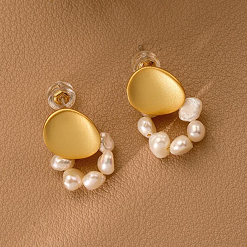 French Retro Freshwater Pearl Beaded Earrings - Elegant Silver Needle Design for Women