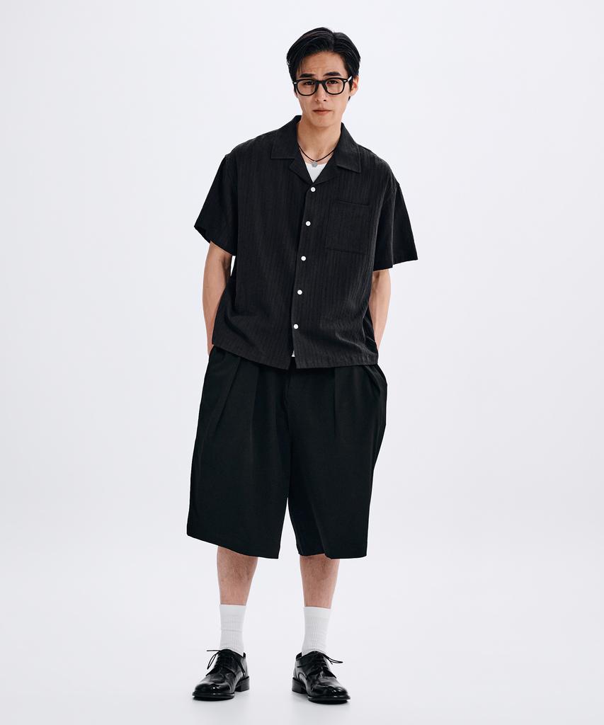 TAKEASY Crinkle Open Collar Half Shirt (Black)