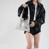 Tasche Damen Punk-Stil Nietenbesetzt Premium Damen-Tasche Wasser-Stil Große Kapazität Damen-Umhängetasche