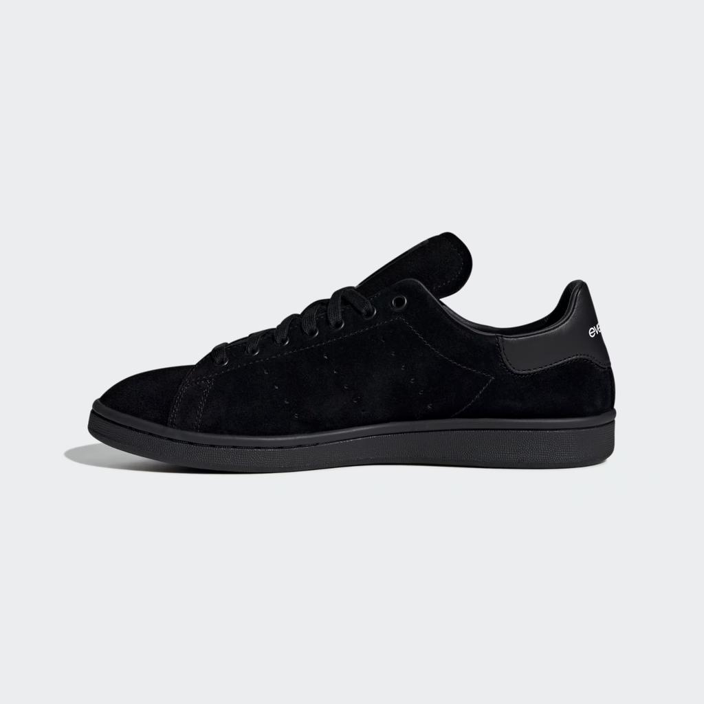 JS0152 everyone adidas Originals Stan Smith Decon Core Black Cloud White (Men's)