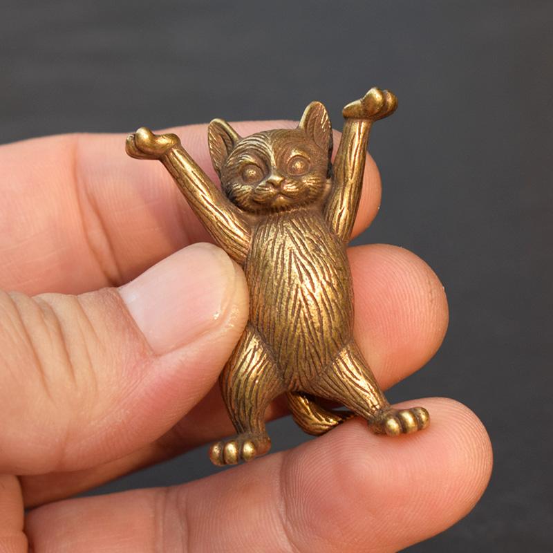 Antique Copper Cartoon Kung Fu Cat Statue Desktop Ornaments Metal Brass Animal Figurines Miniatures Home Decorations Accessories
