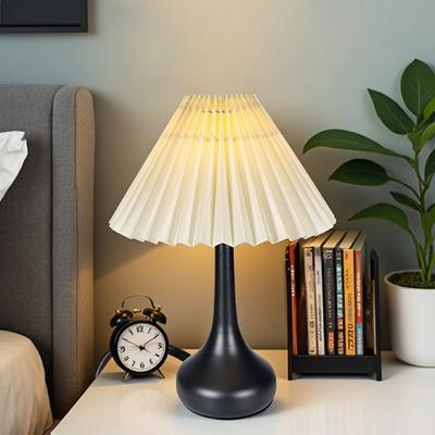 Pleated Table Lamp USB Plug In Warm Light Night Light Eye-Caring Flicker-Free LED Lamp with Metal Base